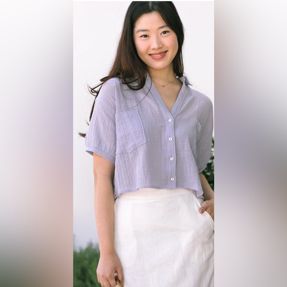 Women’s Hyfve Light Purple Button Down, size Medium